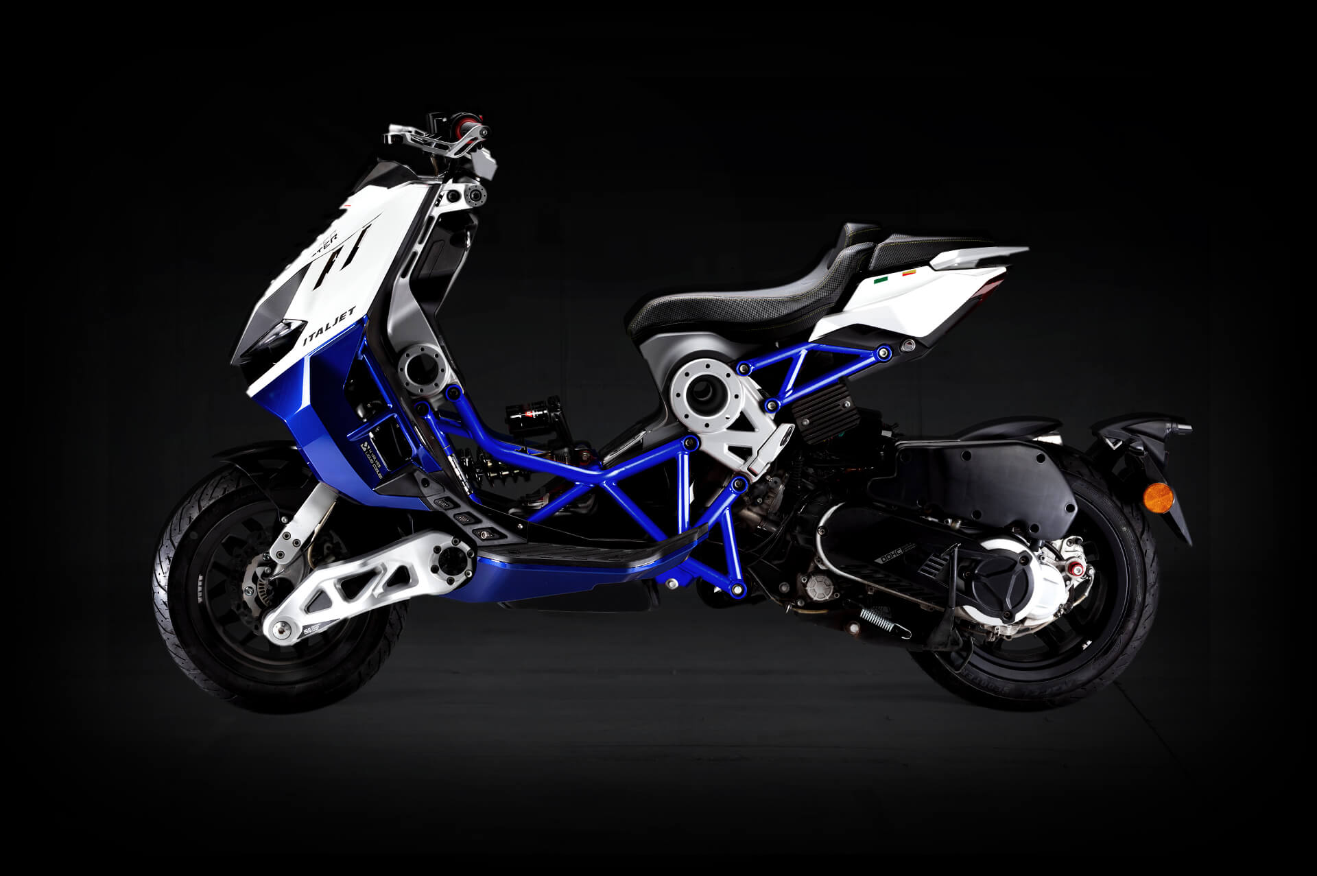 Bianco Blue