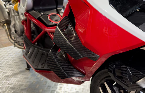 Italjet Dragster 250 Carbon Aero Wing Kit - 8640730 - 