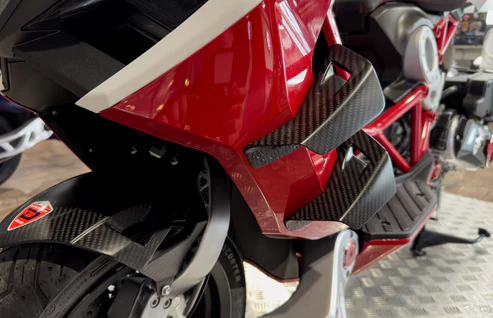 Italjet Dragster 250 Carbon Aero Wing Kit - 8640730 - 